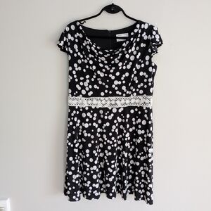 Karin Stevens Retro polka dot dress ruffled cap sleeves waist defined Size 16